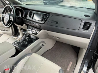 2017 Kia Sedona LX 120.5" WB - miniatura 26