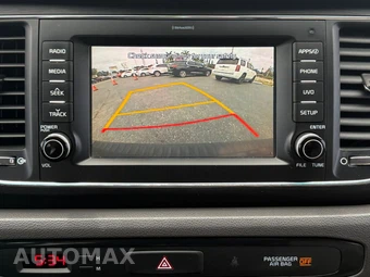 2017 Kia Sedona LX 120.5" WB - miniatura 34