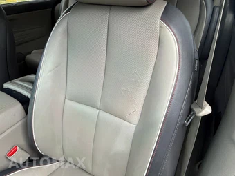 2017 Kia Sedona LX 120.5" WB - miniatura 40