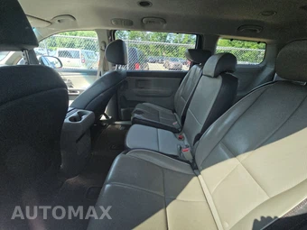 2017 Kia Sedona LX 120.5" WB – miniatura 13