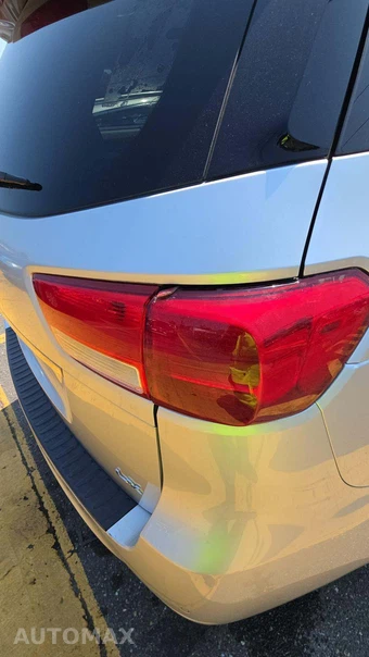 2017 Kia Sedona LX 120.5" WB – miniatura 33