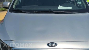 2017 Kia Sedona LX 120.5" WB – miniatura 40