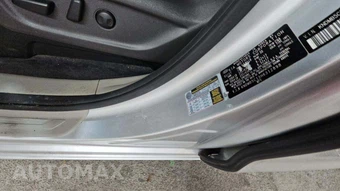 2017 Kia Sedona LX 120.5" WB – miniatura 48