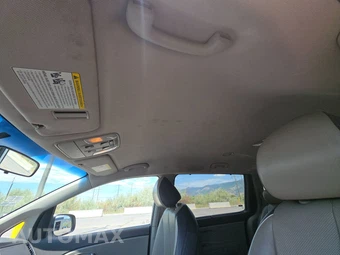 2017 Kia Sedona LX 120.5" WB – miniatura 19
