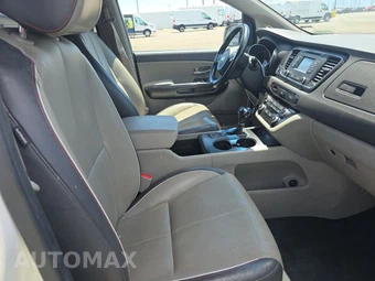 2017 Kia Sedona LX 120.5" WB – miniatura 8