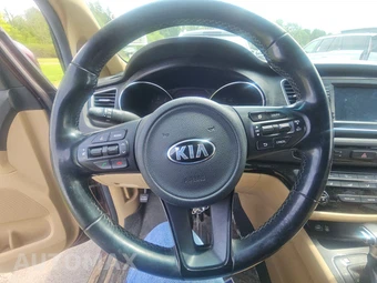 2017 Kia Sedona LX 120.5" WB – miniatura 15