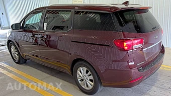 2017 Kia Sedona LX 120.5" WB – miniatura 6
