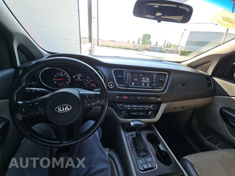 2017 Kia Sedona LX 120.5" WB – miniatura 11