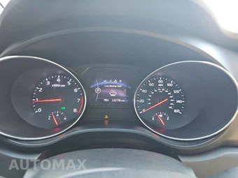 2017 Kia Sedona LX 120.5" WB – miniatura 12