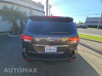 2017 Kia Sedona LX 120.5" WB – miniatura 5
