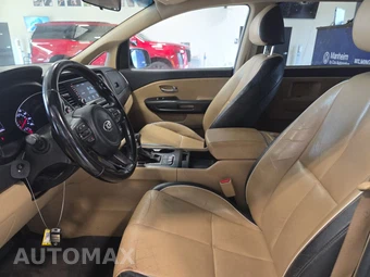 2017 Kia Sedona LX 120.5" WB – miniatura 7