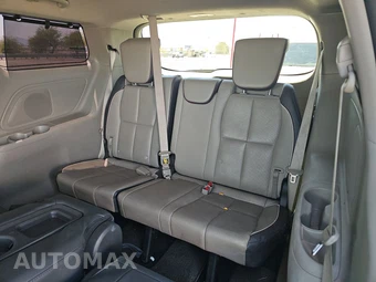 2017 Kia Sedona LX 120.5" WB - miniatura 14