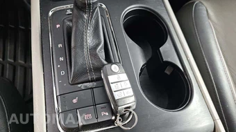 2017 Kia Sedona LX 120.5" WB - miniatura 19
