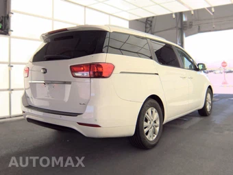 2017 Kia Sedona LX 120.5" WB - miniatura 4