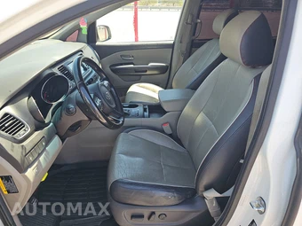 2017 Kia Sedona LX 120.5" WB - miniatura 7