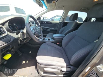 2017 Kia Sorento L – miniatura 7