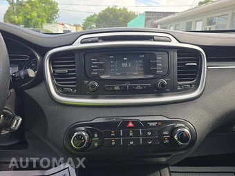 2017 Kia Sorento LX – miniatura 7