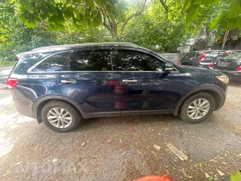 2017 Kia Sorento LX - miniatura 8