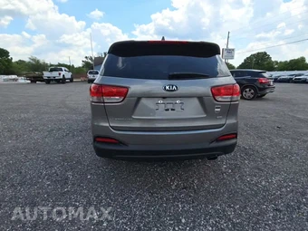 2017 Kia Sorento LX – miniatura 4
