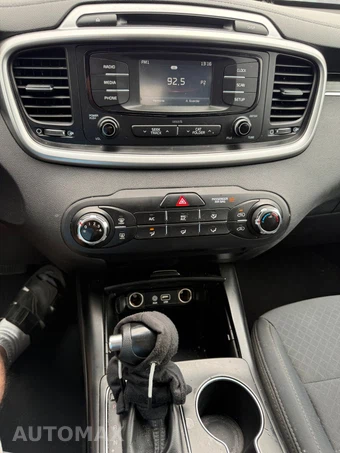 2017 Kia Sorento LX – miniatura 20