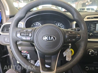 2017 Kia Sorento LX – miniatura 10