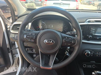 2017 Kia Sorento LX – miniatura 10