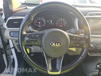 2017 Kia Sorento LX – miniatura 10
