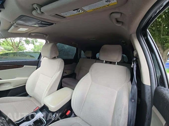2017 Kia Sorento LX – miniatura 11