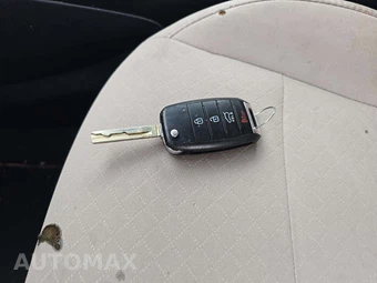 2017 Kia Sorento LX – miniatura 5