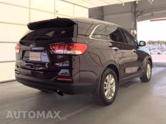 2017 Kia Sorento LX – miniatura 4