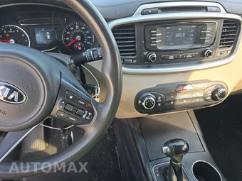 2017 Kia Sorento LX – miniatura 11