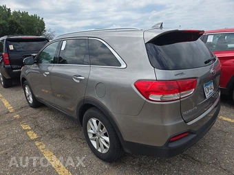 2017 Kia Sorento LX – miniatura 6