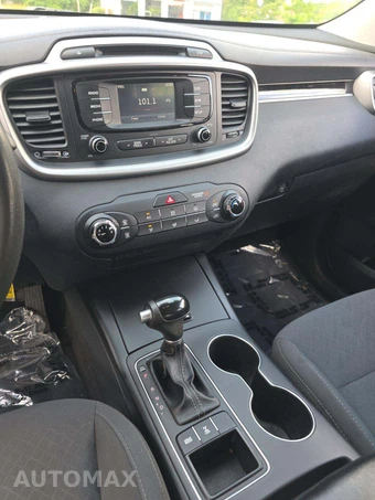 2017 Kia Sorento LX – miniatura 10