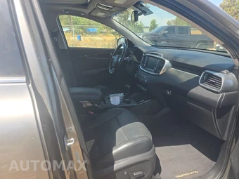 2017 Kia Sorento SX - miniatura 8