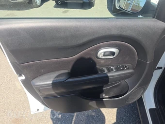 2017 Kia Soul – miniatura 9