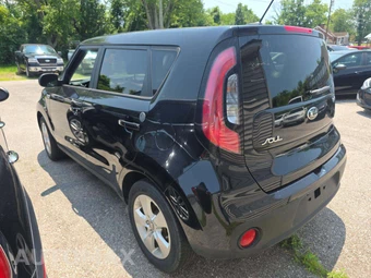 2017 Kia Soul – miniatura 2