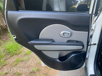 2017 Kia Soul + - miniatura 18