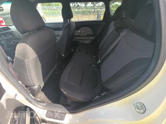 2017 Kia Soul + – miniatura 13