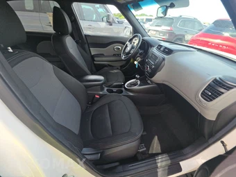 2017 Kia Soul + – miniatura 8