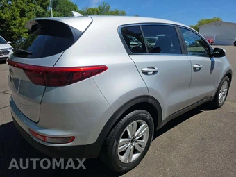 2017 Kia Sportage LX – miniatura 3