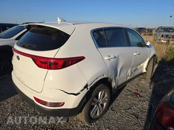 2017 Kia Sportage LX – miniatura 8