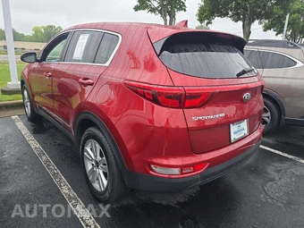 2017 Kia Sportage LX – miniatura 2