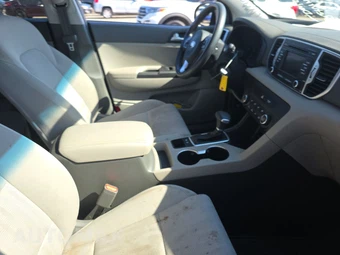 2017 Kia Sportage LX - miniatura 8