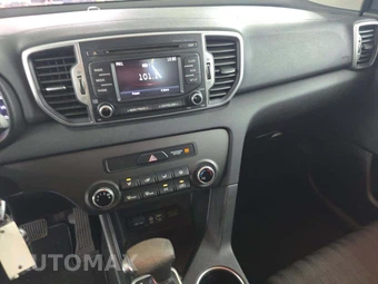 2017 Kia Sportage LX – miniatura 10