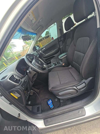 2017 Kia Sportage LX – miniatura 3
