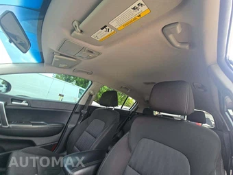 2017 Kia Sportage LX – miniatura 8