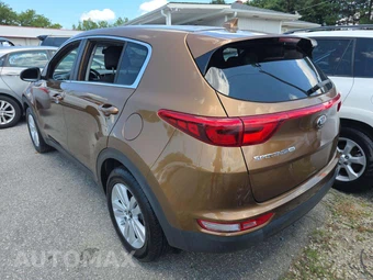 2017 Kia Sportage LX - miniatura 2