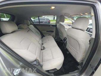 2017 Kia Sportage LX – miniatura 17