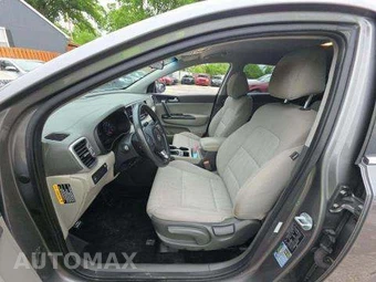 2017 Kia Sportage LX – miniatura 7