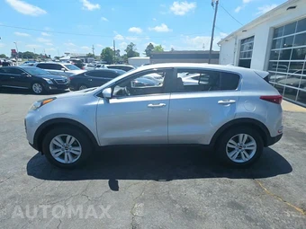 2017 Kia Sportage LX – miniatura 3